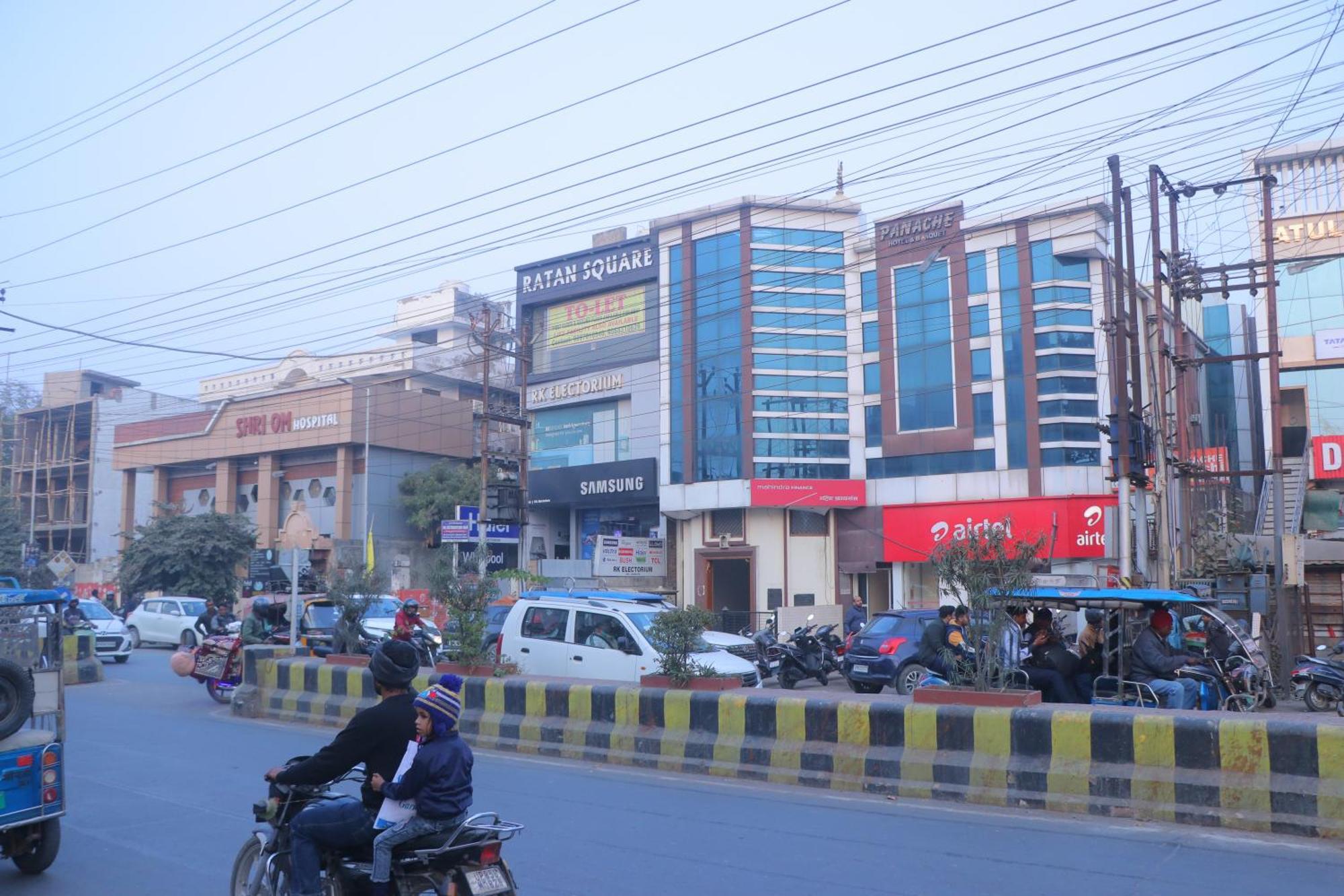 Hotel Panache Mathura Buitenkant foto